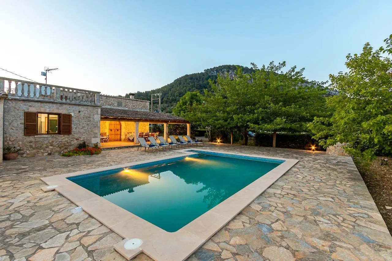 Villa Granoters By Homevillas360 Pollença